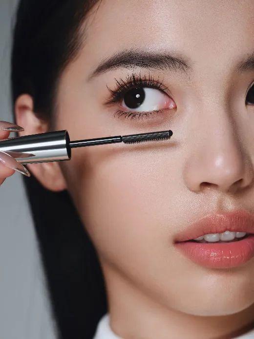 if椰子水市值超百亿SALOMON、三顿半、乐事等品牌动态CQ9电子游戏平台元气森林冰茶登陆印尼逐本回应宣传不当问题(图12)