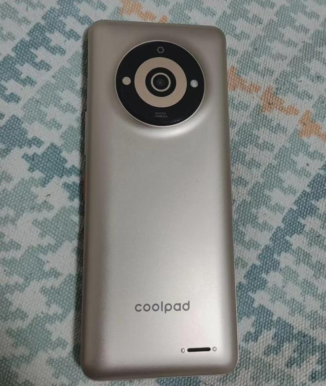 机插卡平替随身WiFi还能当游戏机CQ9电子180元的全网通5G热点(图8)